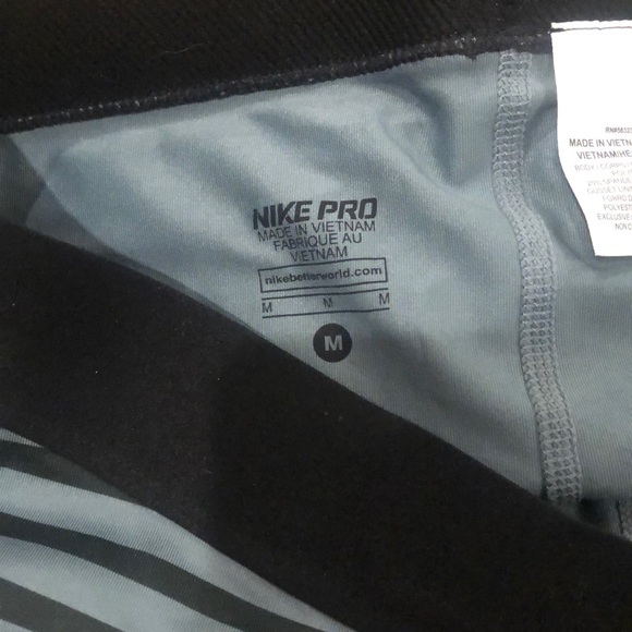 Nike shorts - Picture 2 of 2